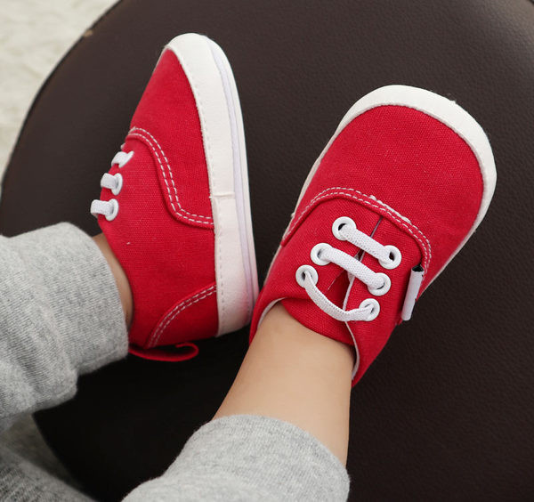 Bērnu auduma kedas ar saitēm