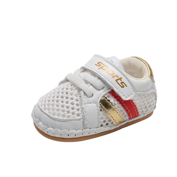 Jauns ikdienas bērnu apavu modelis ar uzrakstu un uzlīmēm baltā krāsā