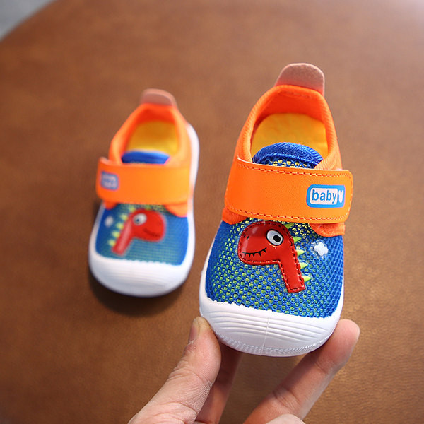 Παιδικά παπούτσια με velcro και απλικέ - για αγόρια και κορίτσια