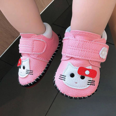 Cizme pentru bebelusi din piele ecologica cu cravate si broderie colorata