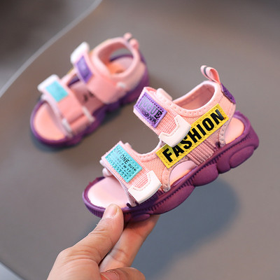 Ежедневни бебешки сандали с емблема за момичета 