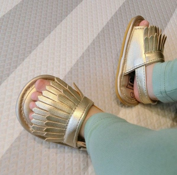 Bērnu sandales ar eko ādas bārkstīm