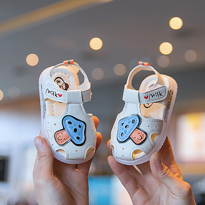 Ikdienas bērnu sandales ar uzlīmēm un emblēmu meitenēm