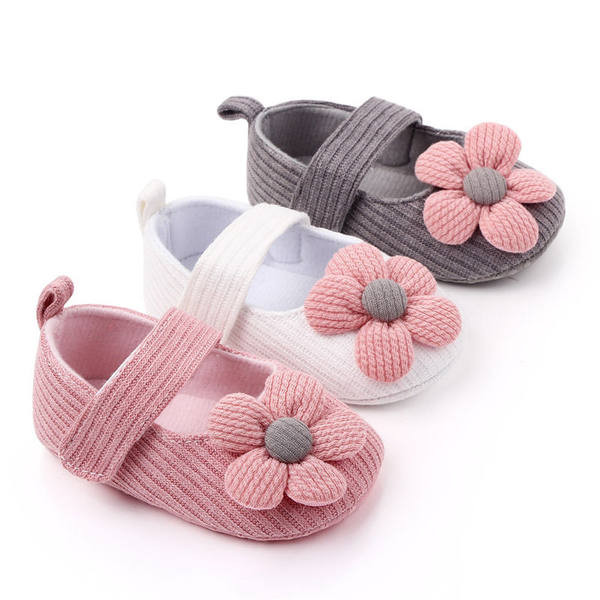 Бебешки обувки с 3D елемент за момичета - няколко модела