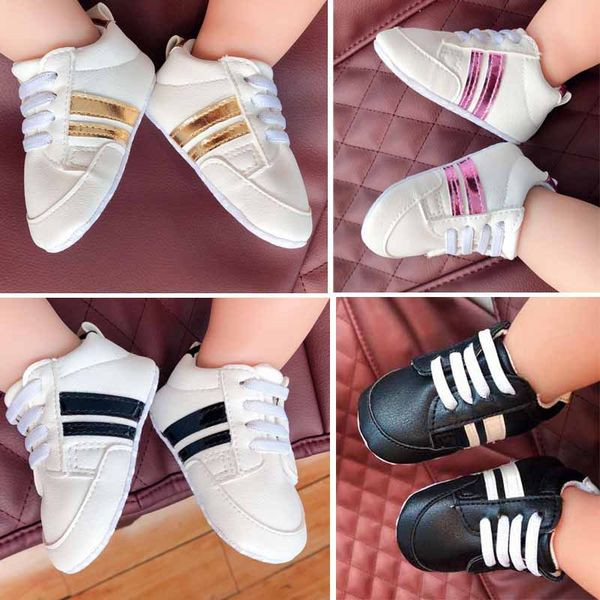 Bērnu kedas ar mežģīnēm un mīkstu zoli