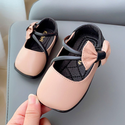 Zīdaiņu apavi no eko ādas ar lentīti un plakanu zoli