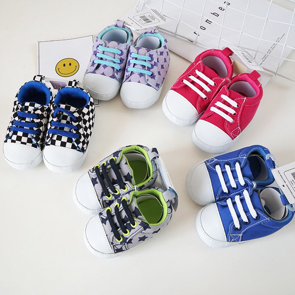 Zīdaiņu tekstila kedas ar mežģīnēm un mīkstu zoli