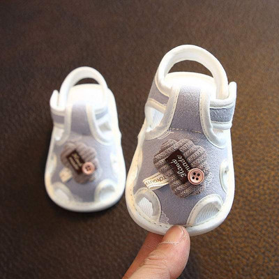 Παιδικά σανδάλια με velcro και απλικέ