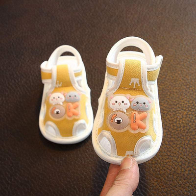 Παιδικά σανδάλια με velcro και απλικέ