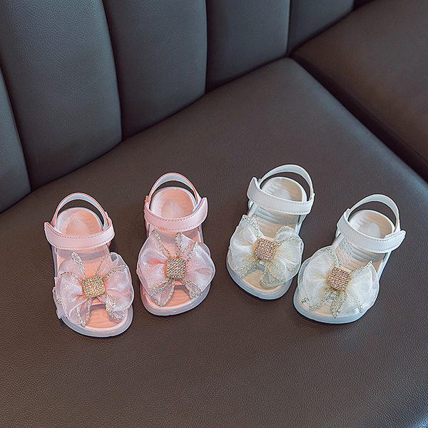 Modernas bērnu sandales ar tilla lenti un akmentiņiem