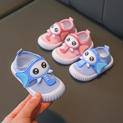 Бебешки обувки за момичета и момчета с 3D елемент