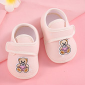 Zīdaiņu kurpes ar lācīša izšuvumu