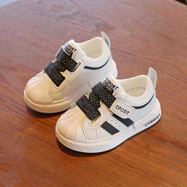 Jauns mazuļu apavu modelis, kas piemērots zēniem un meitenēm