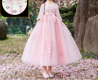 Stilīga bērnu kleita ar izšuvumu mežģīnēm un rāvējslēdzēju mugurpusē