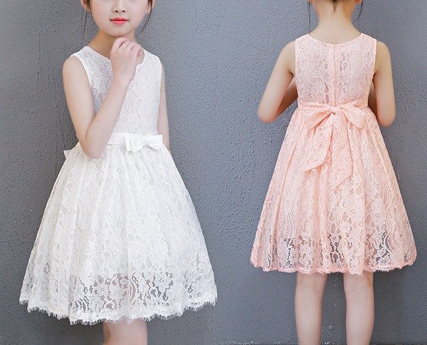 Нов модел детска дантелена рокля с панделка в два цвята 