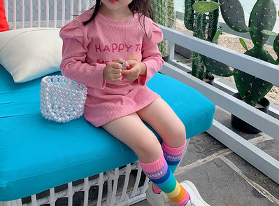 Bērnu ikdienas kleita ar garām piedurknēm - divi modeļi