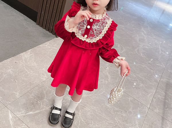 Bērnu samta kleita ar mežģīnēm - sarkanā krāsā