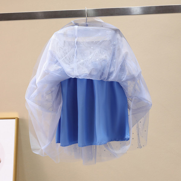 Blīvsvārki ar spīdīgām daļiņām un elastīgu jostasvietu