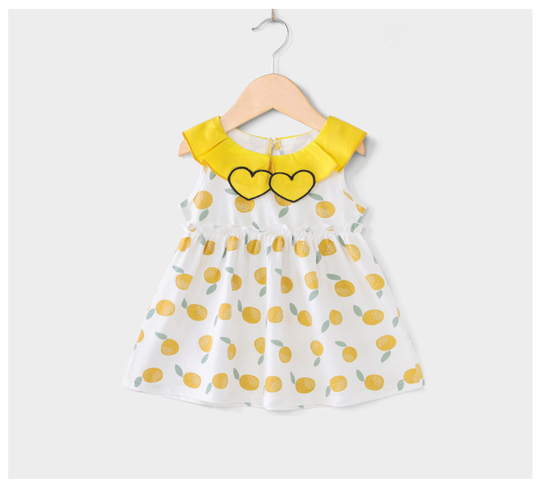 Bērnu vasaras kleita ar īsām piedurknēm un aplikācijām