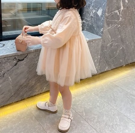 Bērnu ikdienas roņu kleita ar pogām un lokām