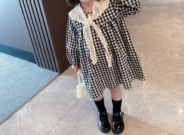 Rochie decupata pentru copii cu maneci lungi pentru fete