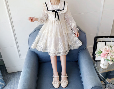 Νέο μοντέλο παιδικό φόρεμα με δαντέλα και μακριά μανίκια