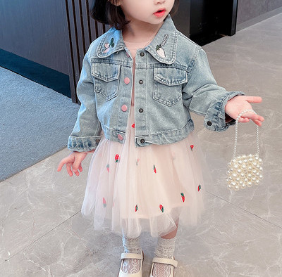 Rochie de copii model nou pentru fete cu decolteu rotund si tul