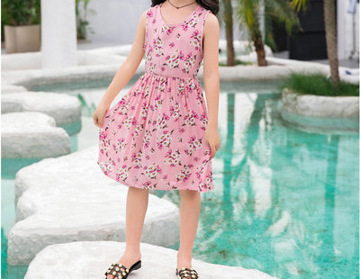 Krāsaina bērnu kleita meitenēm