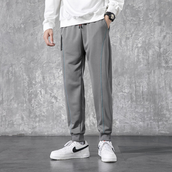 Μοντέρνο αθλητικό παντελόνι ανδρικό - απλό μοντέλο