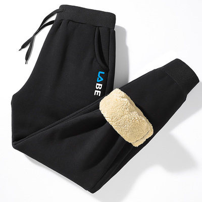 Ανδρικό αθλητικό παντελόνι μακρύ μοντέλο με κορδόνια και επιγραφή