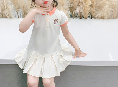 Ikdienas bērnu kleita ar apkakli un izšuvumiem meitenēm