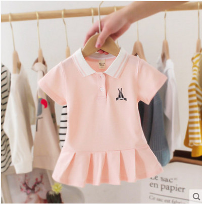 Ikdienas bērnu kleita ar apkakli un izšuvumiem meitenēm