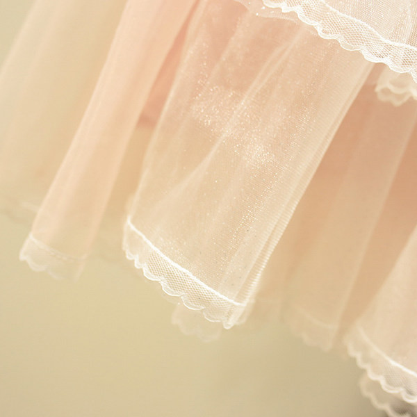 Rochie actuala pentru copii cu tul si broderie