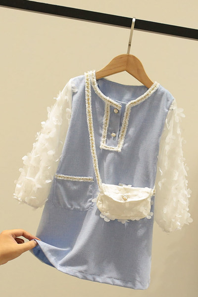 Moderna bērnu kleita ar 3D ziediem un pogām