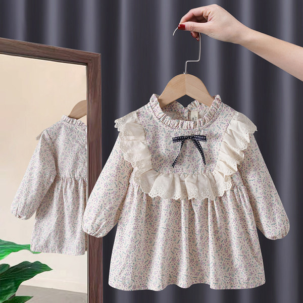 Bērnu pavasara kleita ar izšuvumu un lentīti