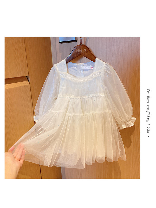 Moderna meiteņu tilla kleita ar garām piedurknēm