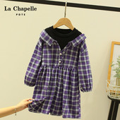 Bērnu rūtaina kleita ar pogām un garām piedurknēm