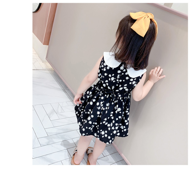 Bērnu ziedu kleita ar apkakli un apaļu kakla izgriezumu