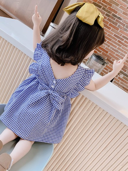 Rūtaina bērnu kleita meitenēm ar lokām un lentīti mugurā