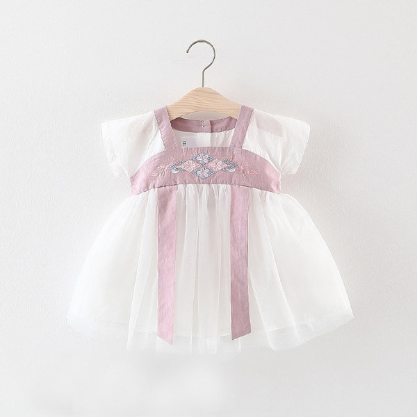 Mūsdienīga bērnu kleita meitenēm ar izšuvumiem - divi modeļi