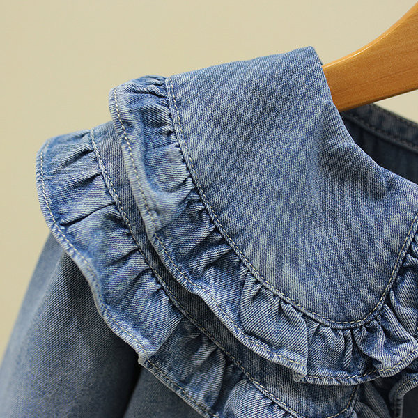 Rochie moderna pentru copii cu nasturi si bucle