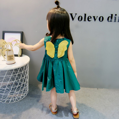 Casual παιδικό φόρεμα με στρογγυλή λαιμόκοψη και τρισδιάστατο στοιχείο