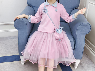 Bērnu kleitas piegriezuma modelis ar tillu