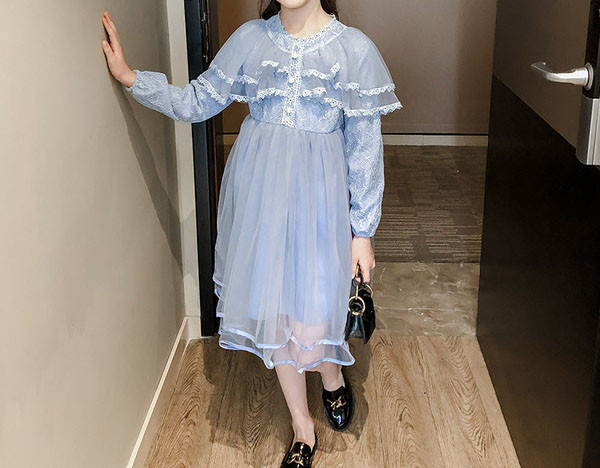 Rochie actuală pentru copii croiată cu mâneci lungi - două modele