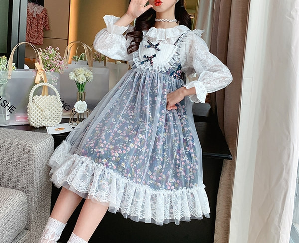 Bērnu ikdienas kleita ar lenti un tillu