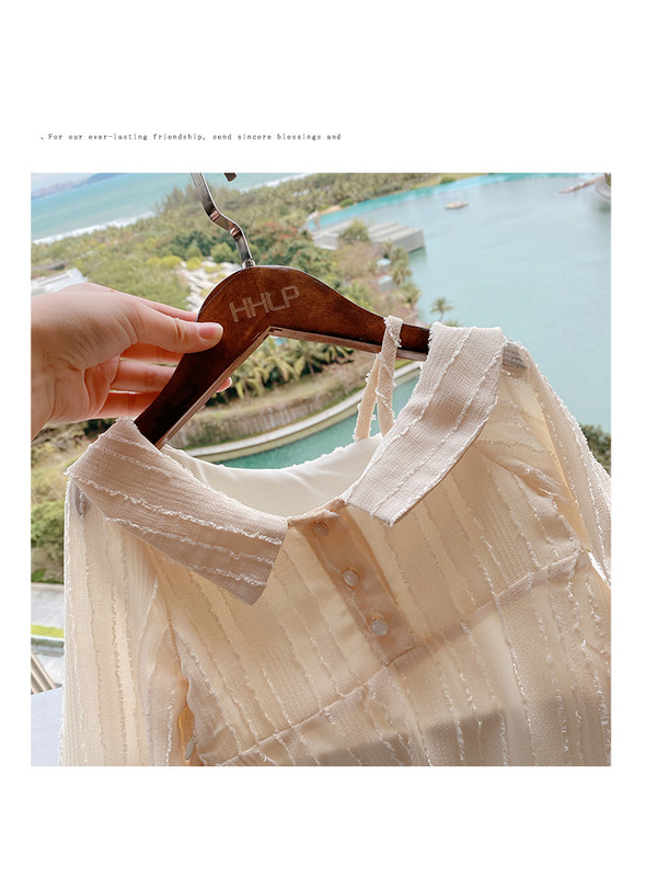 Jauna modeļa pavasara-vasaras kleita meitenēm ar atkailinātu plecu