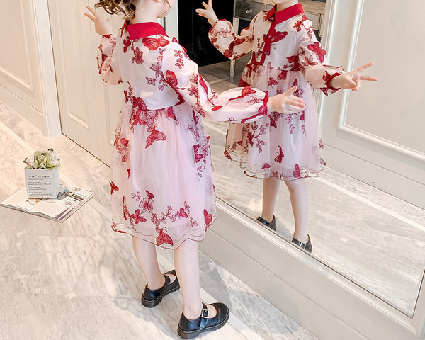 Svinīga sieviešu kleita ar apkakli un garām piedurknēm meitenēm