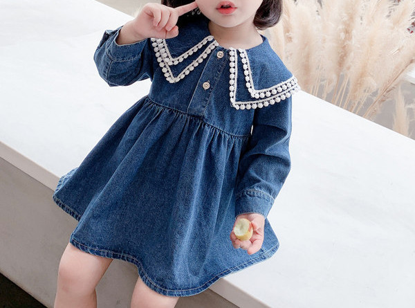 Rochie de blugi pentru copii cu maneci lungi si nasturi