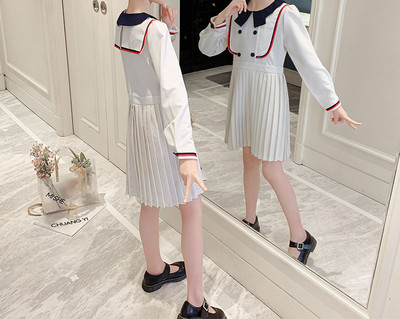 Παιδικό φόρεμα με κουμπιά και μακριά μανίκια