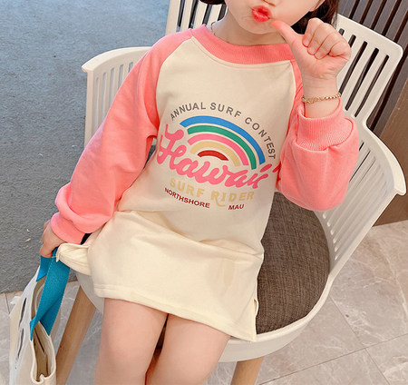 Φόρεμα για την άνοιξη με μακριά μανίκια και πολύχρωμο απλικέ